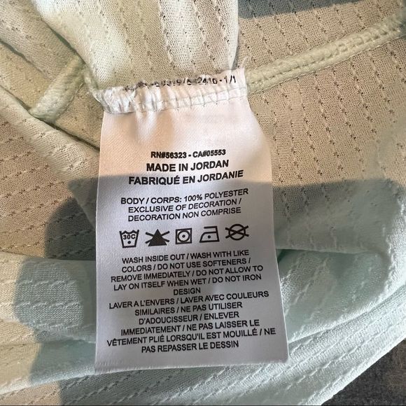 Nike Tank Top - Picture 7 of 7